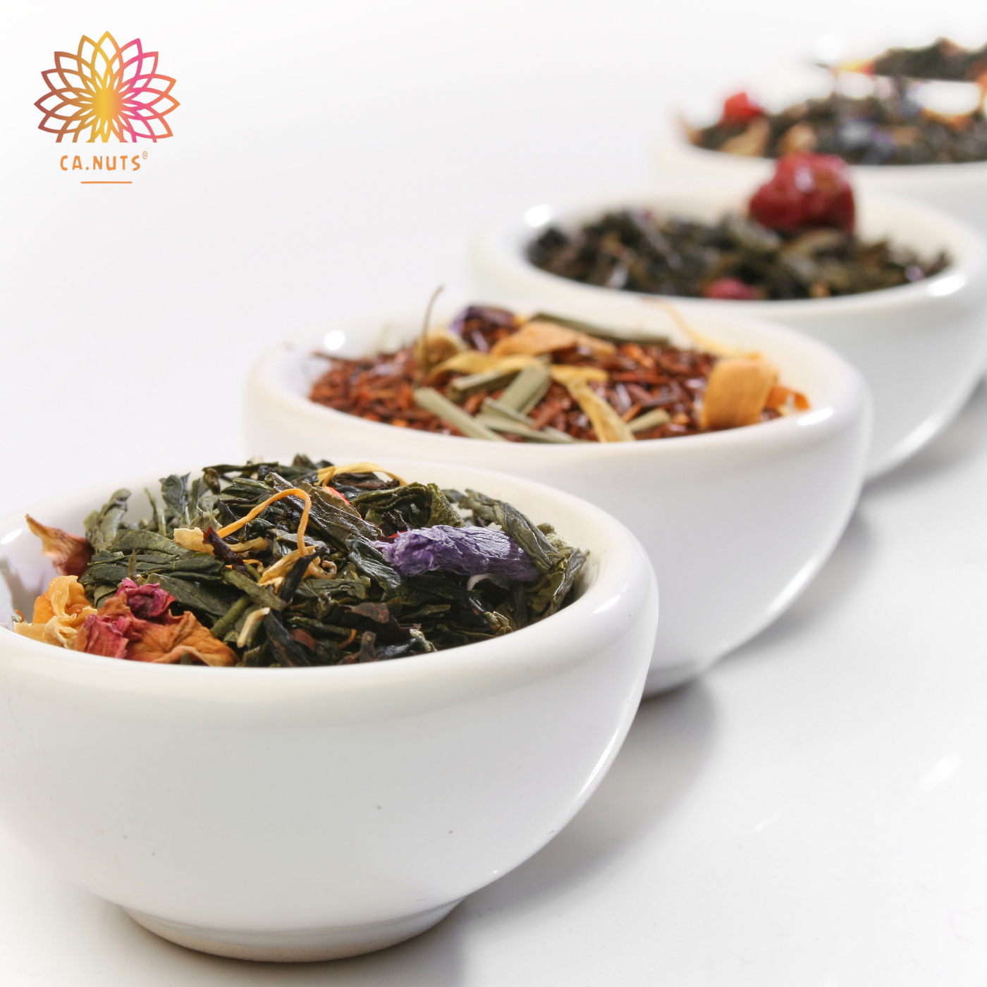 Mix Ansiedade Premium Ca.Nuts | Folhas - Camomila, Capim cidreira, Erva Cidreira, Passiflora, Mulungu, Capim limão, Melissa, Erva de São João e Alecim.